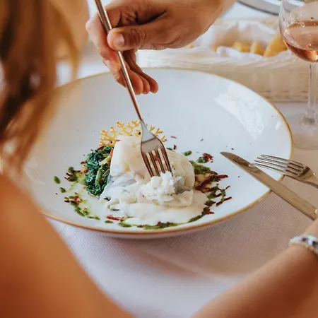 Masseria Torrepietra Otel 4*